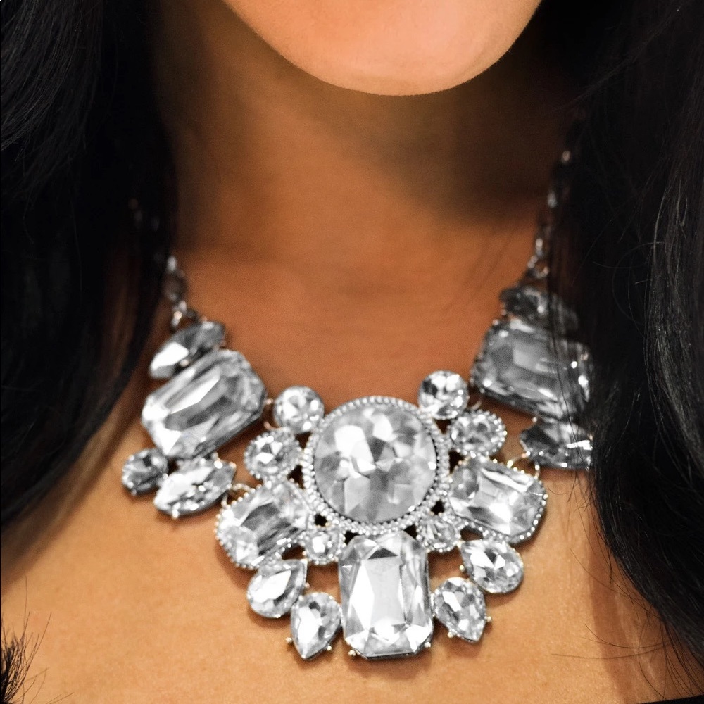 Paparazzi accessories Zi collection YouPhoria Necklace and Earring Set